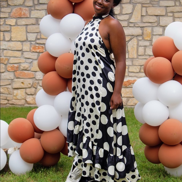 MEET YOUR POSHER - Picture 8 of 9